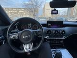 Kia Stinger 2023 года за 18 000 000 тг. в Актау – фото 2