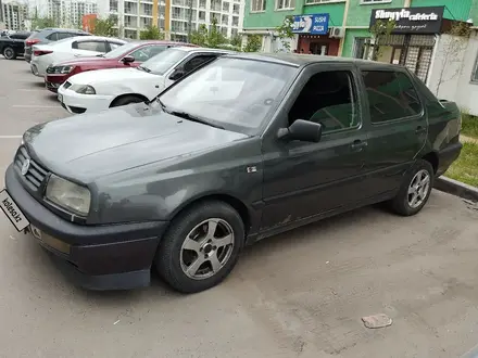 Volkswagen Vento 1992 года за 720 000 тг. в Алматы – фото 2