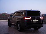 Toyota Land Cruiser 2022 года за 46 000 000 тг. в Атырау – фото 4
