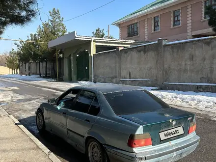 BMW 328 1992 года за 730 000 тг. в Алматы – фото 4