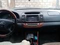 Toyota Camry 2003 годаүшін3 782 210 тг. в Жанаозен – фото 13