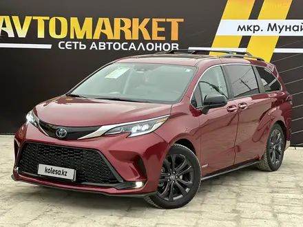 Toyota Sienna 2021 года за 22 350 000 тг. в Атырау