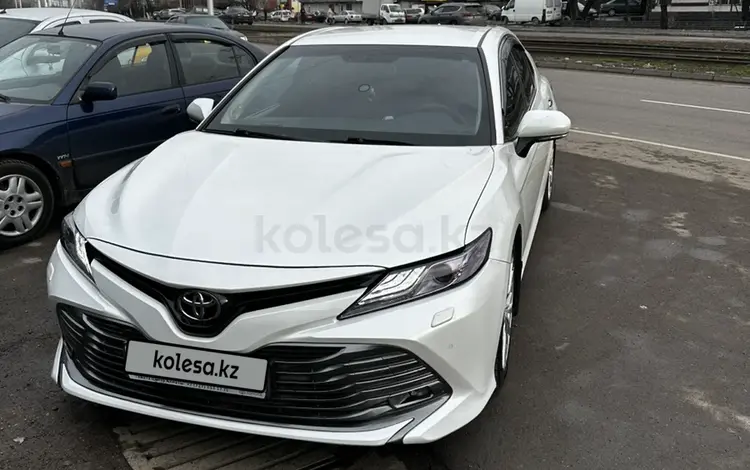 Toyota Camry 2019 годаfor15 000 000 тг. в Алматы