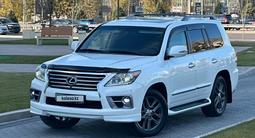 Lexus LX 570 2013 годаүшін29 490 000 тг. в Алматы