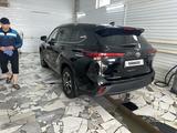 Toyota Highlander 2023 годаүшін21 500 000 тг. в Аральск – фото 3