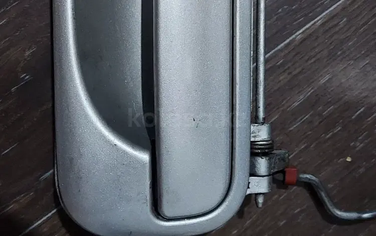 Дверная ручка наружная опель вектра б за 12 000 тг. в Караганда