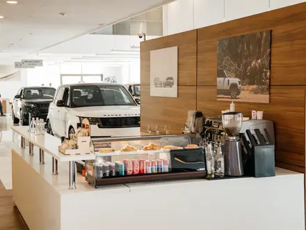 Jaguar Land Rover Astana Motors в Астана – фото 28