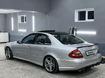 Mercedes-Benz E 320 2002 года за 7 000 000 тг. в Шымкент – фото 5