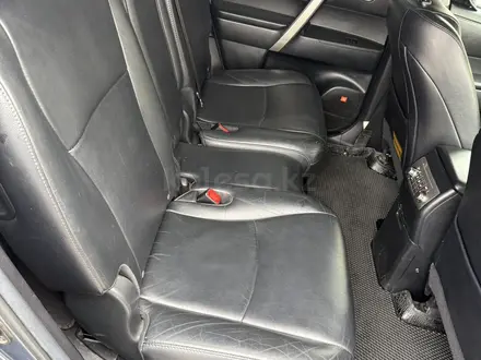 Toyota Highlander 2012 года за 11 000 000 тг. в Атырау – фото 3
