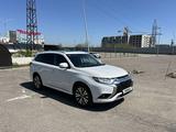 Mitsubishi Outlander 2022 года за 11 110 000 тг. в Алматы – фото 4