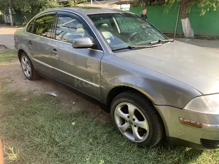 Volkswagen Passat 2004 года за 2 800 000 тг. в Алматы – фото 5
