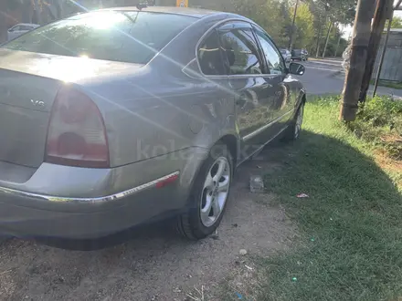 Volkswagen Passat 2004 года за 2 800 000 тг. в Алматы – фото 6