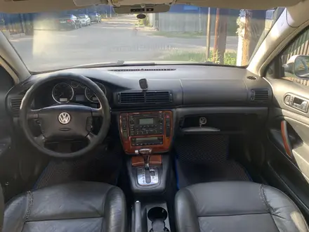 Volkswagen Passat 2004 года за 2 800 000 тг. в Алматы – фото 10