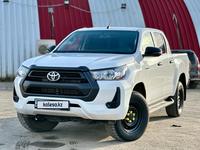 Toyota Hilux 2023 года за 22 000 000 тг. в Атырау