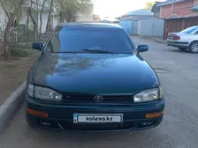 Toyota Camry, 1992