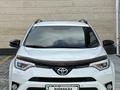 Toyota RAV4 2019 года за 14 200 000 тг. в Шымкент
