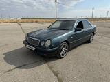 Mercedes-Benz E 240 1999 года за 1 700 000 тг. в Тараз – фото 2
