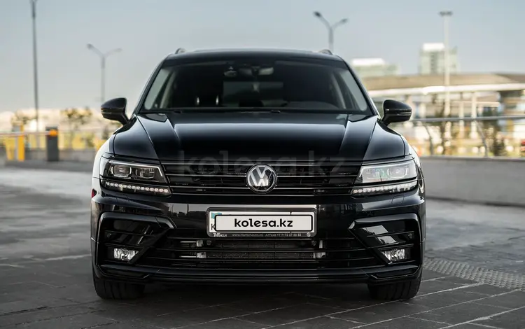 Volkswagen Tiguan 2018 года за 15 870 000 тг. в Астана