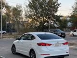 Hyundai Elantra 2016 года за 4 750 000 тг. в Атырау – фото 2