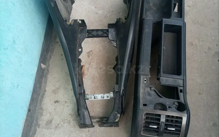 Консоль за 10 000 тг. в Алматы