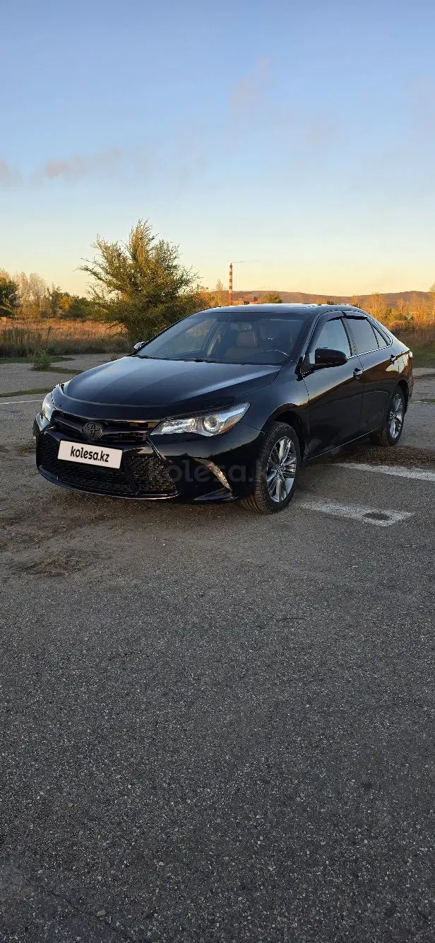 Toyota Camry, 2016
