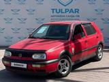 Volkswagen Golf 1994 года за 1 900 000 тг. в Алматы