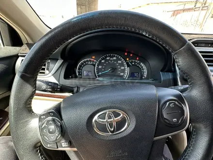 Toyota Camry 2014 года за 9 500 000 тг. в Жанаозен – фото 7