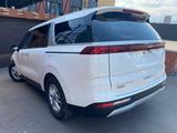 Kia Carnival 2021 года за 15 500 000 тг. в Алматы – фото 5