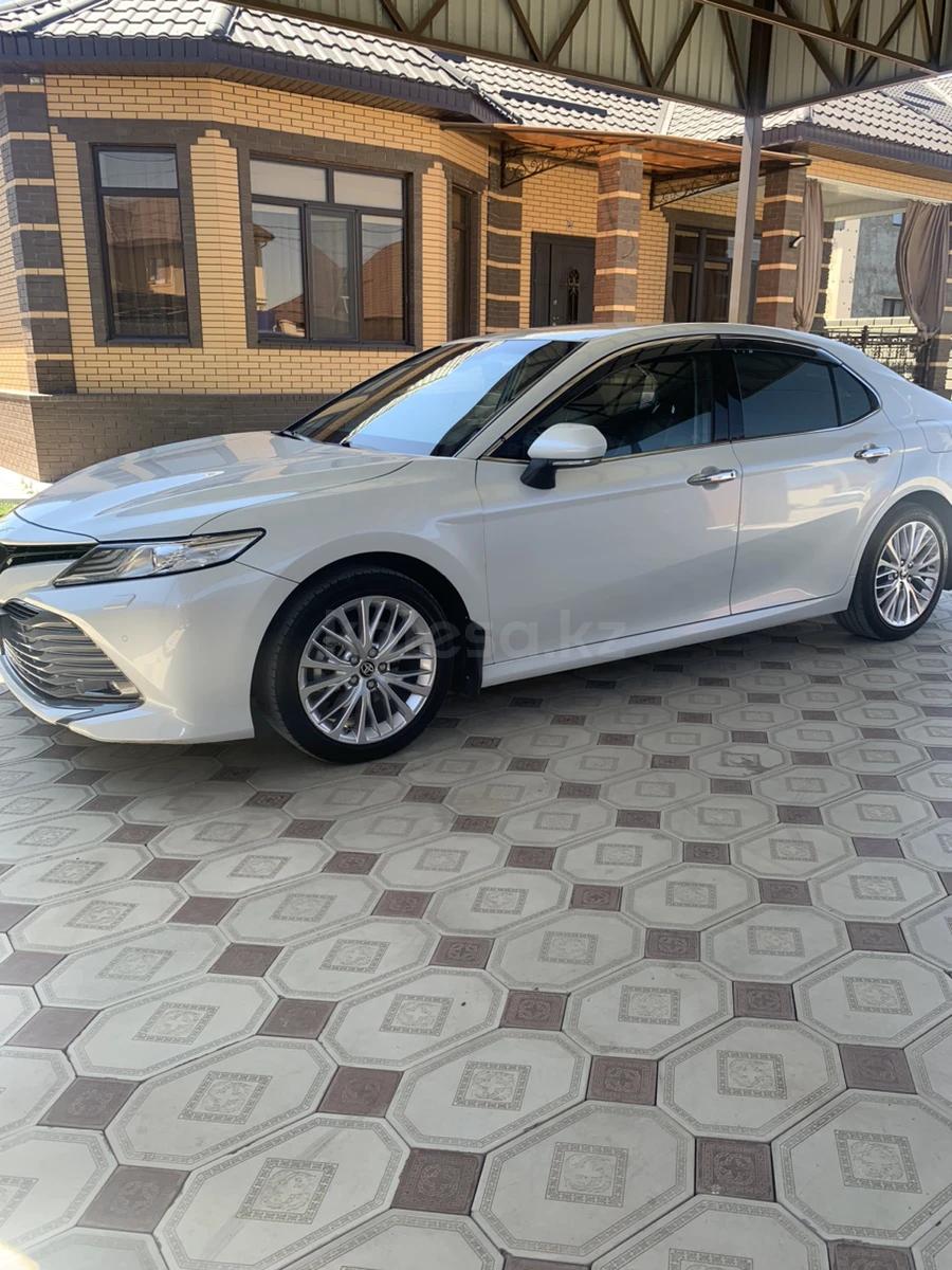 Toyota Camry 2020 г.