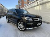 Mercedes-Benz GL 500 2014 годаfor14 990 000 тг. в Актобе