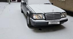 Mercedes-Benz E 220 1994 годаүшін2 650 000 тг. в Шу