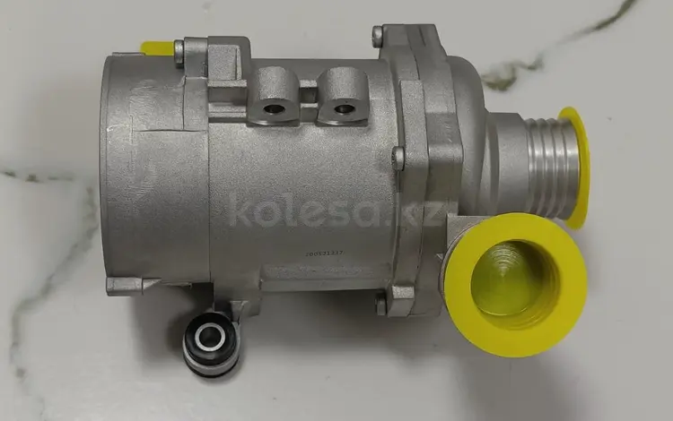Насос водяной (помпа) BMW — 11517586925 за 135 000 тг. в Астана