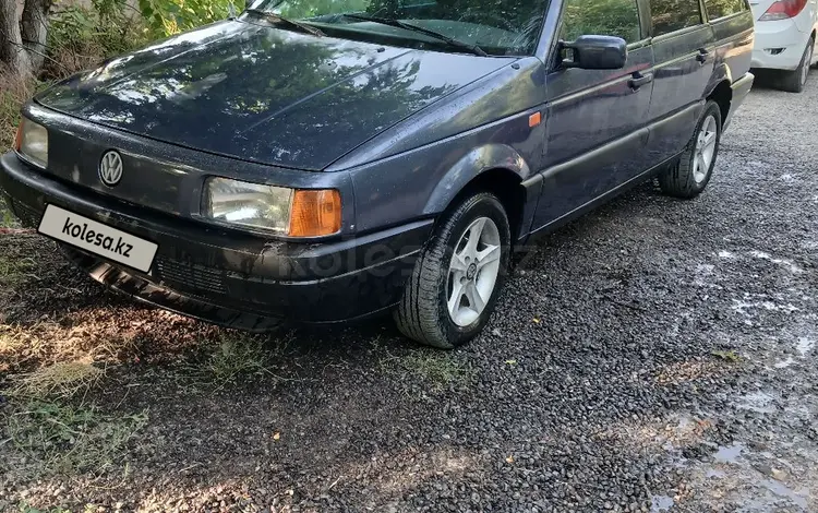 Volkswagen Passat 1993 годаүшін1 400 000 тг. в Шымкент