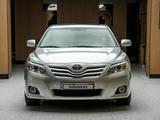 Toyota Camry 2011 года за 8 600 000 тг. в Шымкент