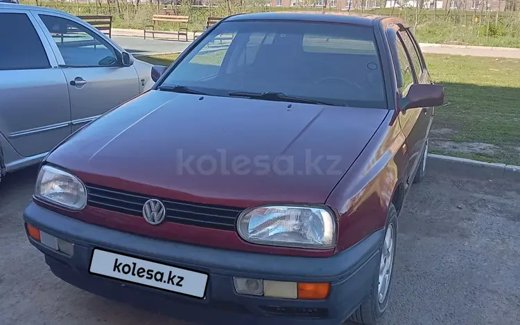 Volkswagen Golf 1996 года за 1 600 000 тг. в Уральск