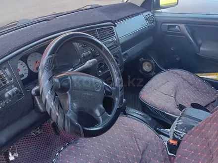 Volkswagen Golf 1996 года за 1 600 000 тг. в Уральск – фото 3