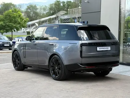 Land Rover Range Rover 2024 года за 97 500 000 тг. в Алматы – фото 6