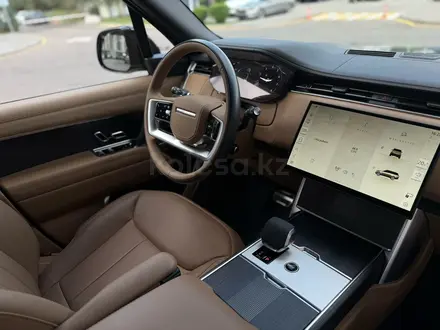 Land Rover Range Rover 2024 года за 97 500 000 тг. в Алматы – фото 8