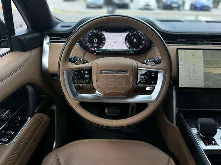 Land Rover Range Rover 2024 года за 97 500 000 тг. в Алматы – фото 9