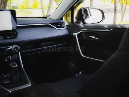 Toyota RAV4 2025 года за 18 000 000 тг. в Астана – фото 38