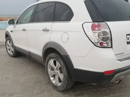 Chevrolet Captiva 2013 года за 6 200 000 тг. в Актау – фото 4