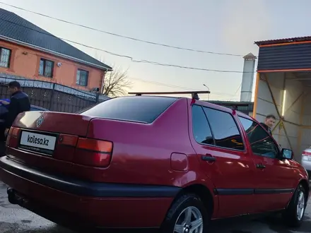 Volkswagen Vento 1993 года за 1 500 000 тг. в Талдыкорган – фото 20