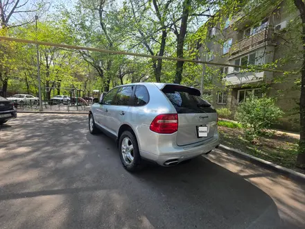 Porsche Cayenne 2007 года за 7 000 000 тг. в Алматы – фото 2