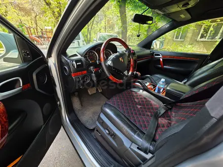 Porsche Cayenne 2007 года за 7 000 000 тг. в Алматы – фото 7