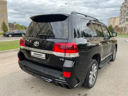 Toyota Land Cruiser 2017 года за 37 500 000 тг. в Астана – фото 14