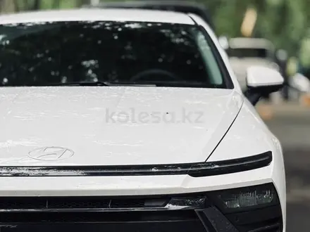 Hyundai Sonata 2024 года за 13 000 000 тг. в Алматы – фото 2