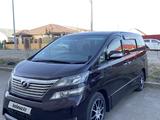 Toyota Vellfire 2010 года за 7 000 000 тг. в Атырау – фото 4