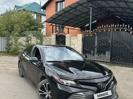 Toyota Camry 2017 года за 10 200 000 тг. в Астана – фото 18