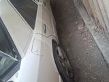 Mercedes-Benz E 200 1992 года за 450 000 тг. в Кокшетау – фото 3