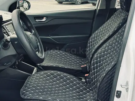 Hyundai Accent 2022 года за 6 400 000 тг. в Алматы – фото 16